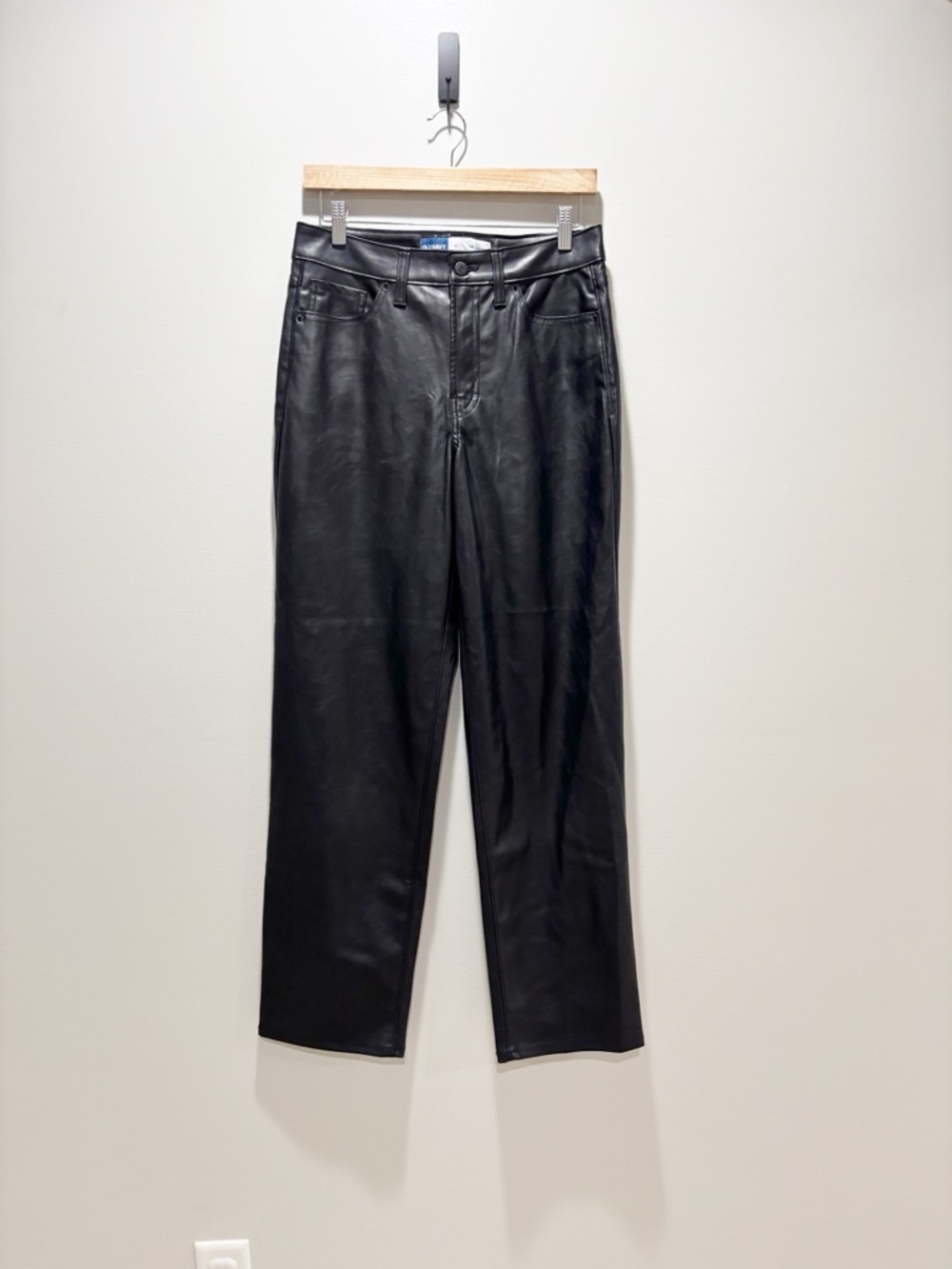 Old Navy Black Faux Leather High-Rise OG Loose Pants Chic Edgy Size 6